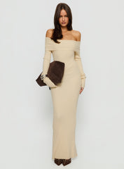 Phylis Off The Shoulder Maxi Dress Cream