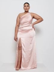 Amelia Ruched Maxi Bridesmaid Dress Curve - Blush