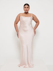 Keisha Maxi Bridesmaid Dress Curve - Matte True Blush