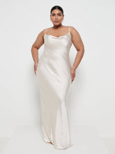 Keisha Maxi Bridesmaid Dress Curve - Matte Champagne
