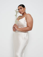 Keisha Maxi Bridesmaid Dress Curve - Matte Champagne