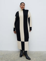 Nayah High Funnel Neck Knit Dress Curve - Stripe