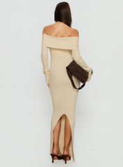 Phylis Off The Shoulder Maxi Dress Cream