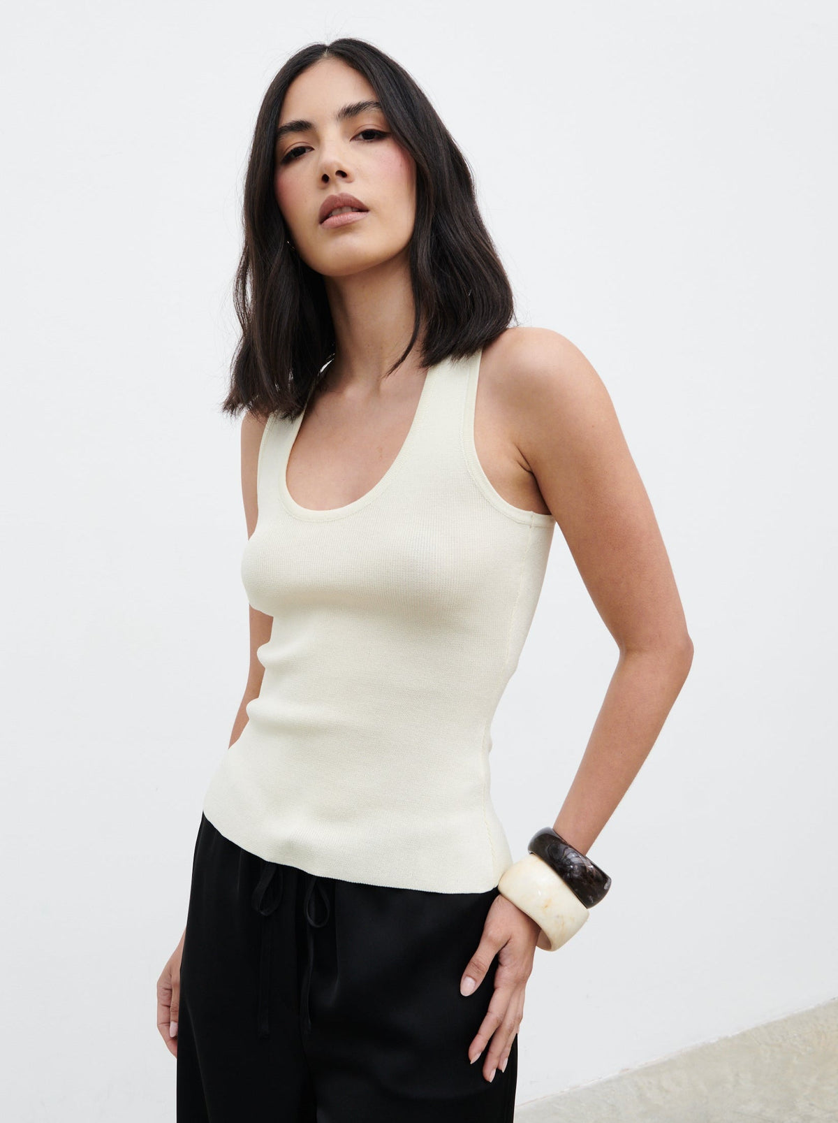 Ali Scoop Neck Knit Top - Oyster