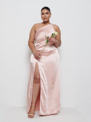 Amelia Ruched Maxi Bridesmaid Dress Curve - Blush