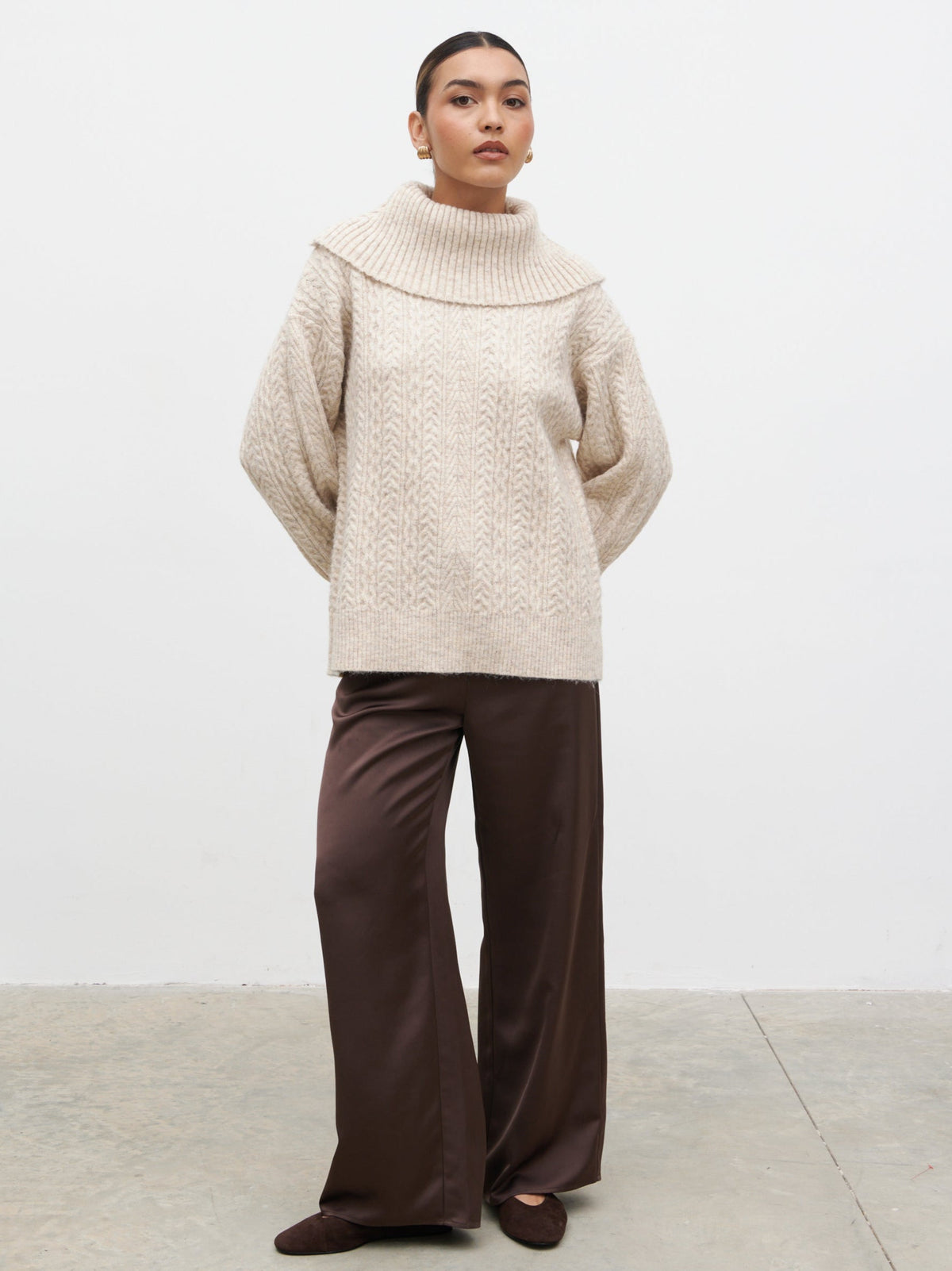 Blossom Cable Knit Exaggerated Roll Neck Jumper - Light Beige