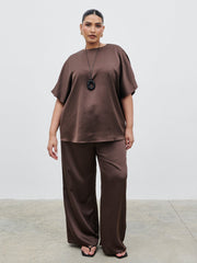 Breya Boxy Satin T-Shirt Curve - Chocolate Brown