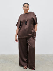 Breya Boxy Satin T-Shirt Curve - Chocolate Brown