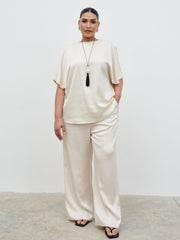 Breya Boxy Satin T-shirt Curve - Oyster