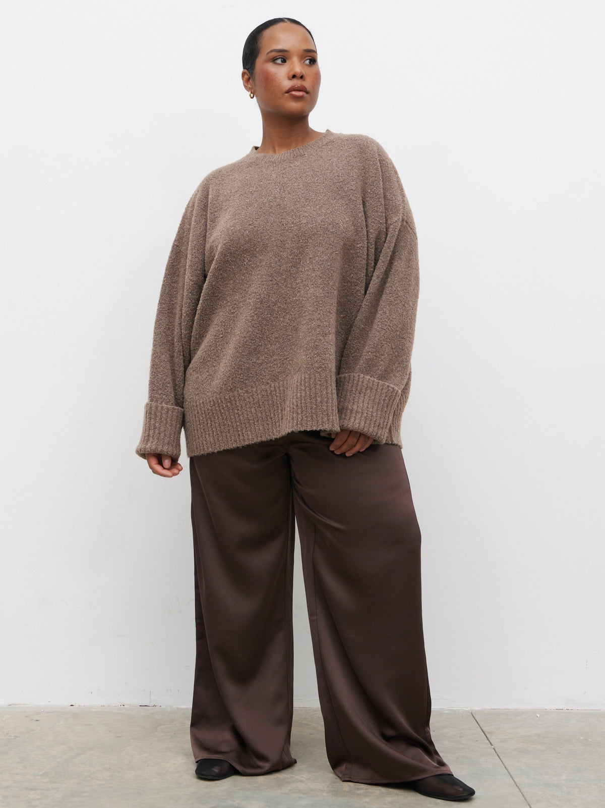 Breya Satin Drawstring Trousers Curve - Chocolate Brown
