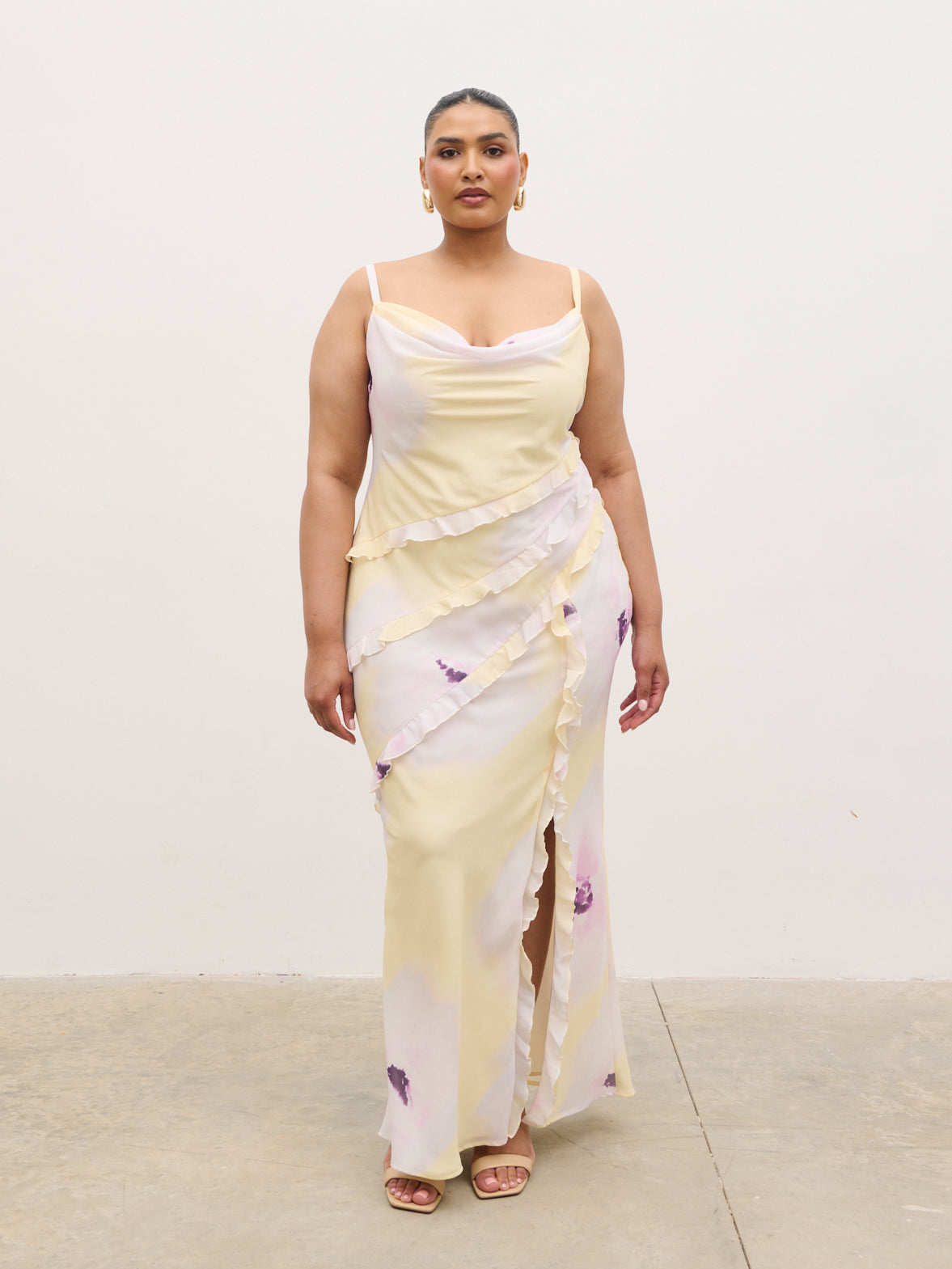 Constance Ruffle Maxi Dress Curve - Watercolour Poppy
