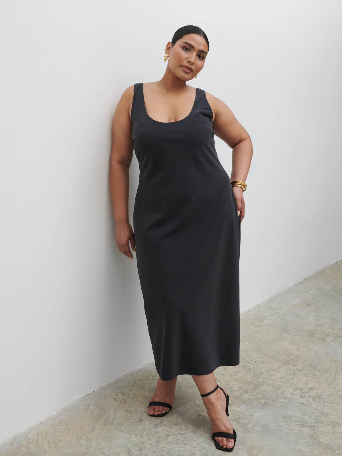 Evelyn Satin Slip Midaxi Dress Curve - Black