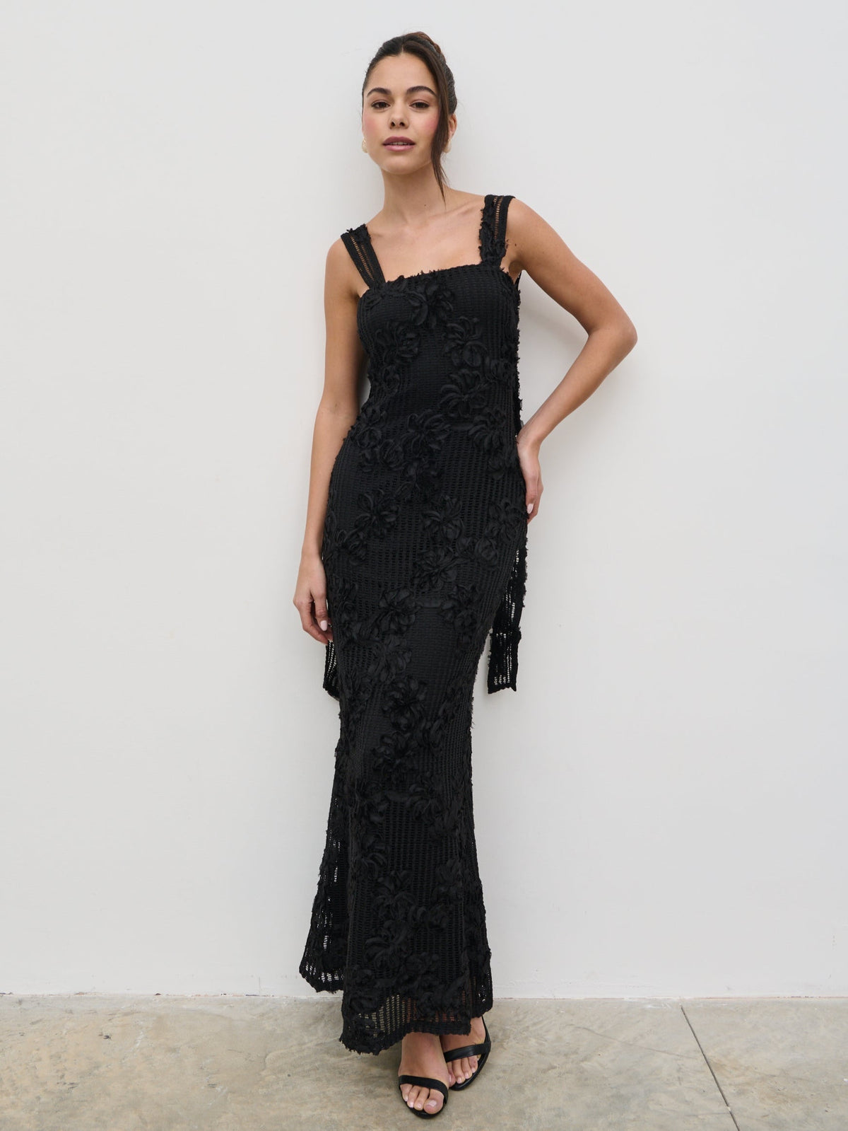 Gigou Crochet Floral Maxi Dress - Black