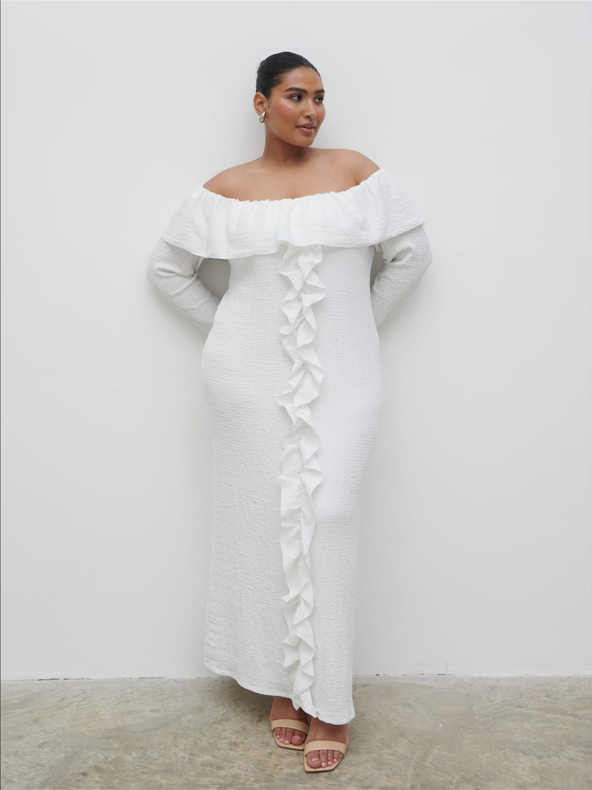 Hope Bardot Ruffle Jersey Maxi Dress Curve - Cream