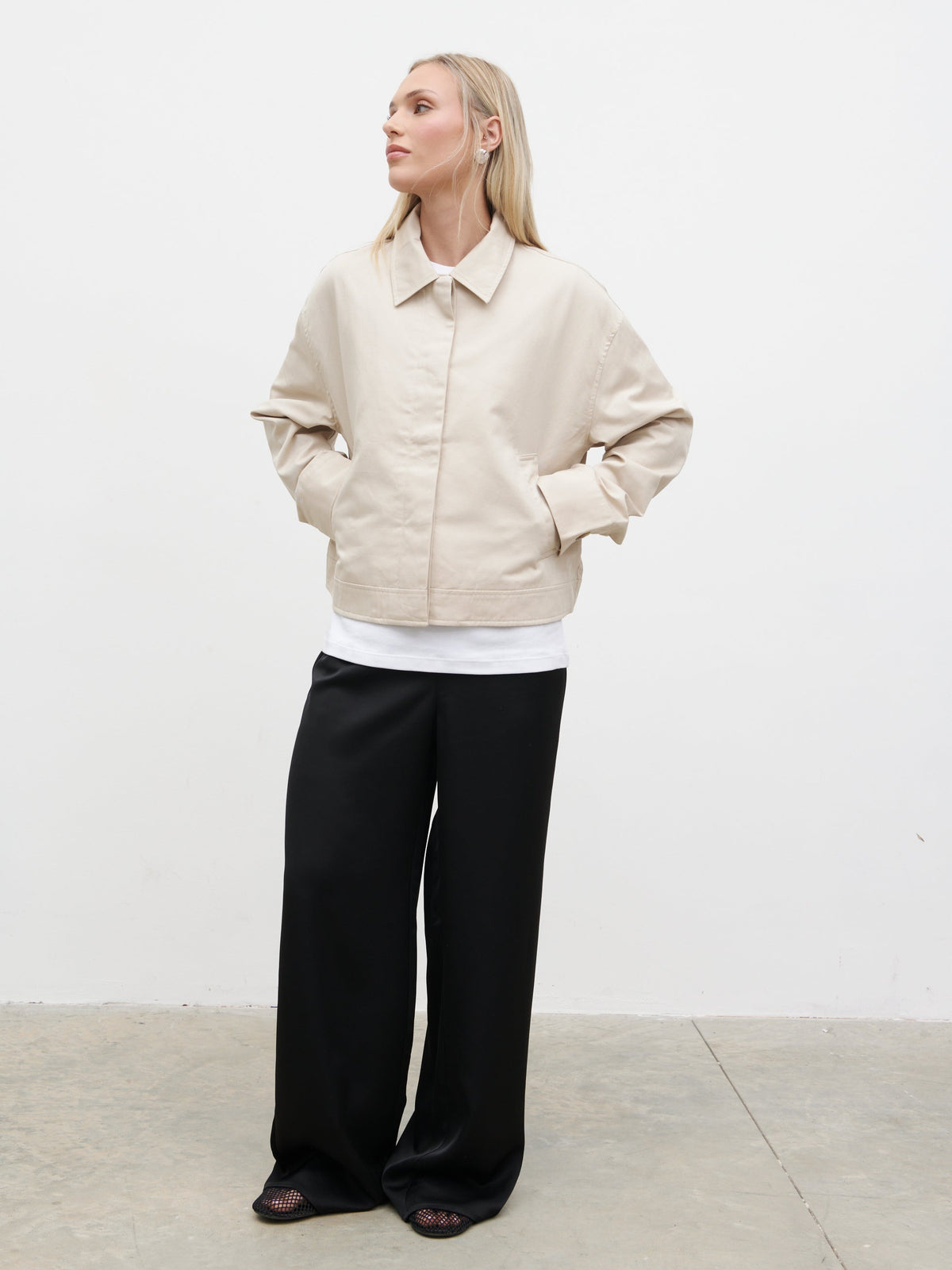 Isla Cropped Trench Coat - Stone