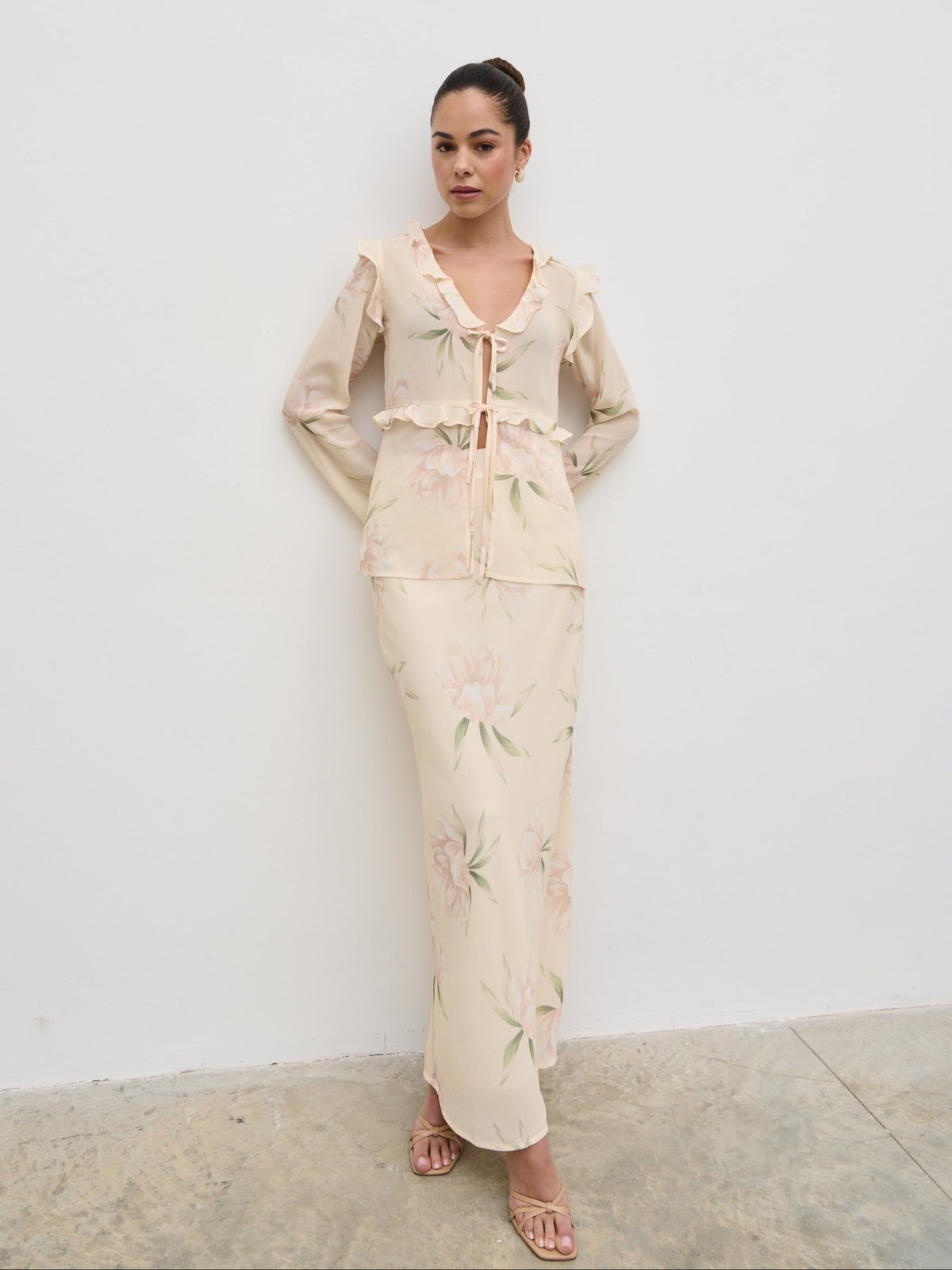 Leoni Maxi Skirt - Cream Floral