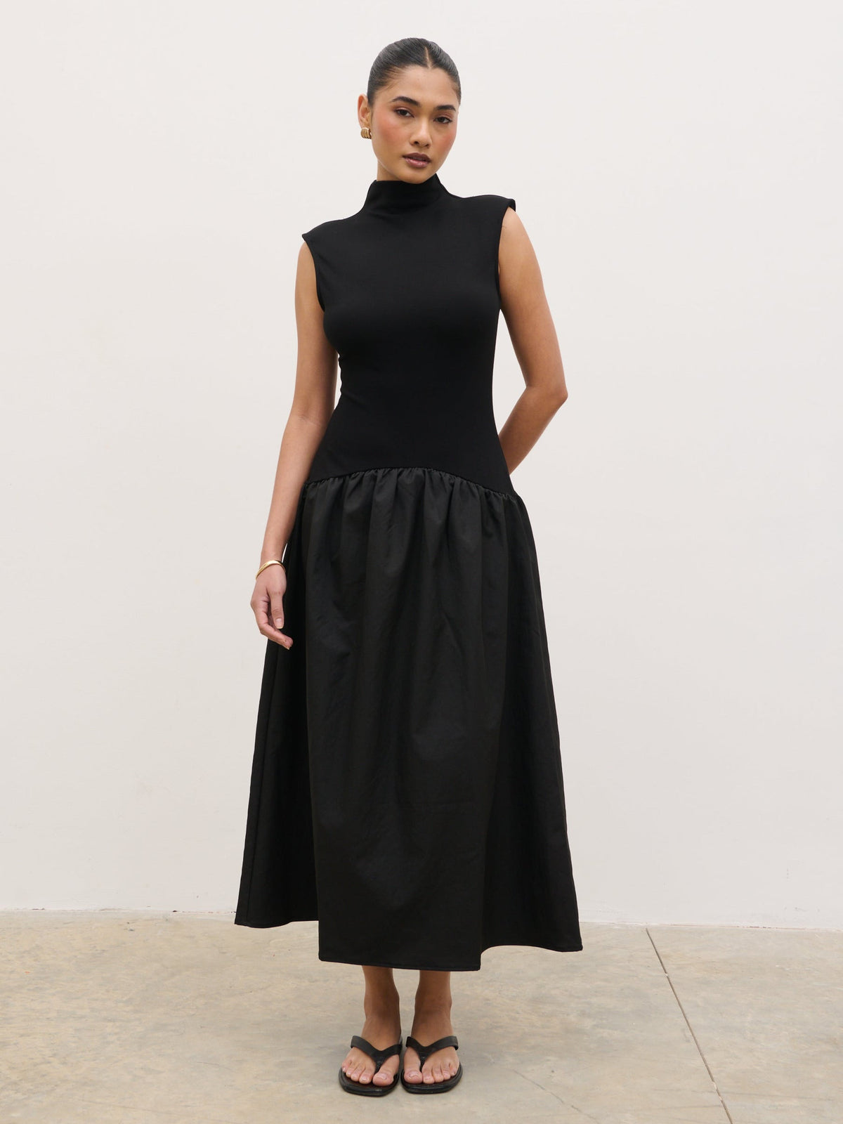 Naia Drop Waist Sleeveless Midaxi Dress - Black