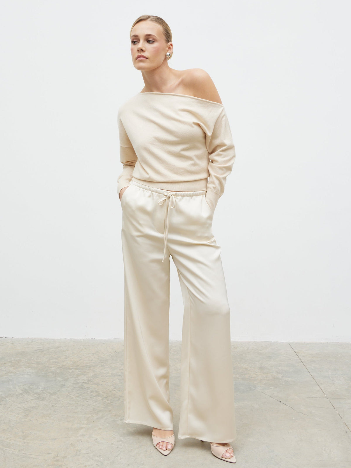 Paris Single Shoulder Knit Jumper - Beige