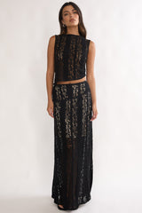 Eleesa Asymmetric Hem Top Lace Black